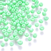 Seed beads. 2 mm. 20 gram/1100 stk. Mint.